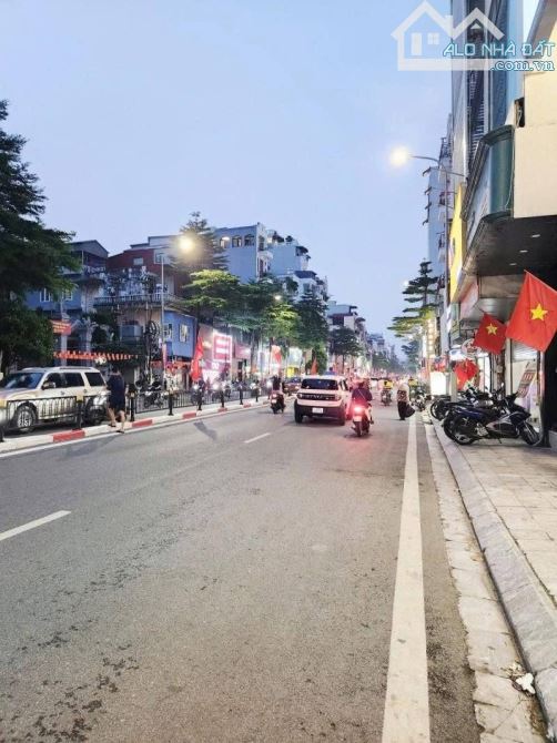 Mặt phố Tôn Đức Thắng, Lô Góc, 6 tầng kinh doanh đỉnh, giá 26 tỷ5