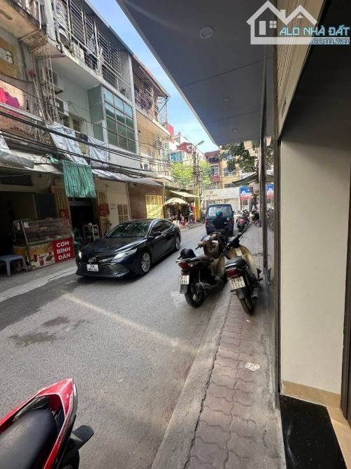 BÁN NHÀ PHỐ HOÀNG VĂN THÁI-Ô TÔ TRÁNH-MT 6,5m-2 THOÁNG-SÁT PHỐ CHÍNH-DTSD 40m-GIÁ NHỈNH 16