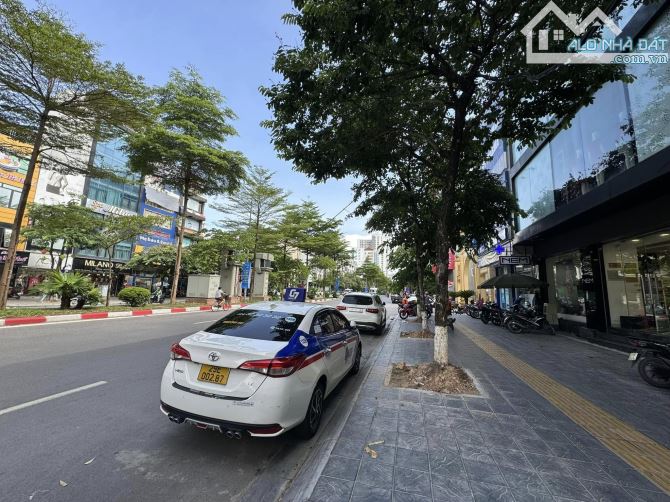 Nhà mới 7 tầng Thang máy ôtô tránh, 60m2 chưa đến 20 tỉ. Hàng hiếm Cầu Giấy-Trần Thái Tông