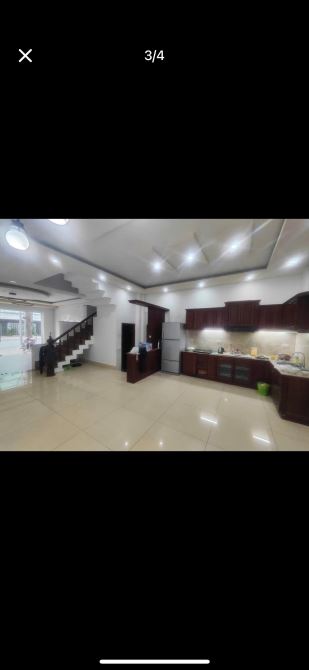 Ngộp Ngân Hàng bán gấp biệt thự sân vườn đối diện trường DH Remit 7x18 giá 20,7 tỷ