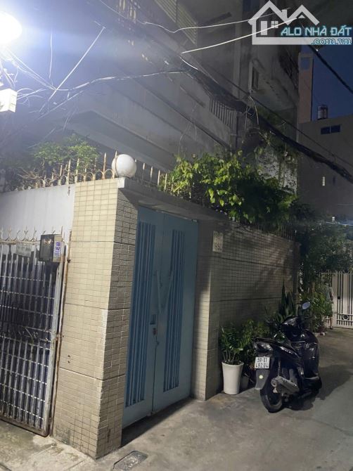 Bán nhà 4 tầng đường Thạch Thị Thanh phường Tân Đinh Quận 1, 5,5x19m cn 105 m2 chỉ 21,5 T