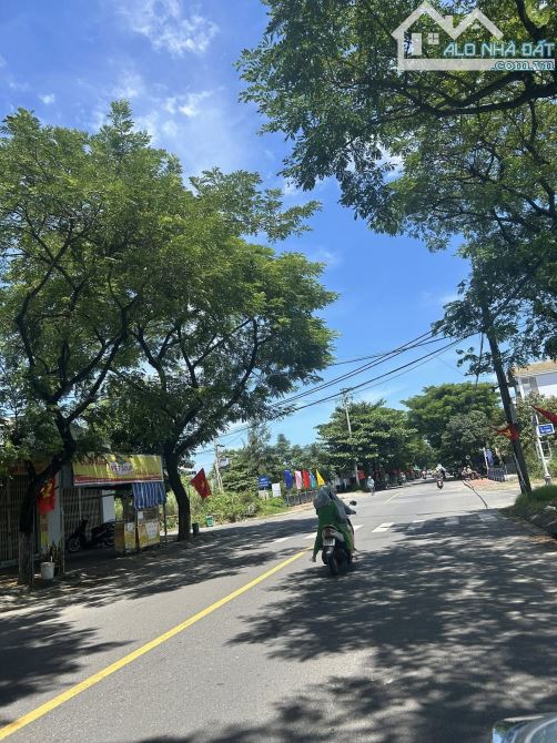🏩 Bán nhà 2 tầng mt Trần Đình Tri, 102m2, 7.x tỷ tl