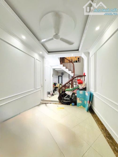 🏡 NHÀ ĐẸP ĐA SỸ – GẦN CHỢ – 35.4M² x 4T – NGÕ RỘNG – 6.6 TỶ