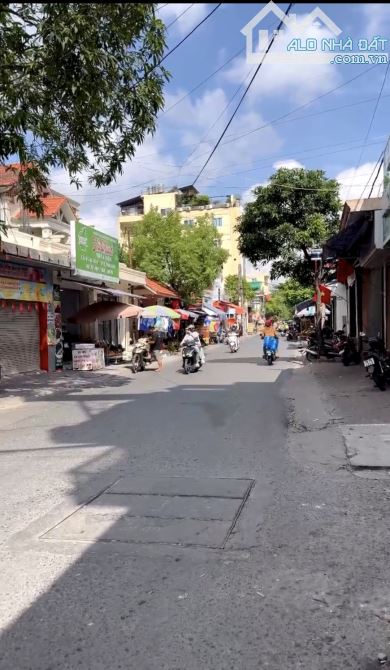 Bán lô đất mặt đường Khúc Thừa Dụ - Lê Chân - DT 200m - Mt 8m - Đông Nam giá bán 17 tỷ