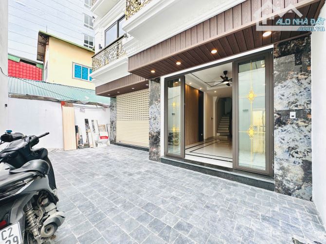 3 Căn Còn 1 Ngắm Trọn View Bát Khối – 42m2 Thang Máy Full Nội Thất