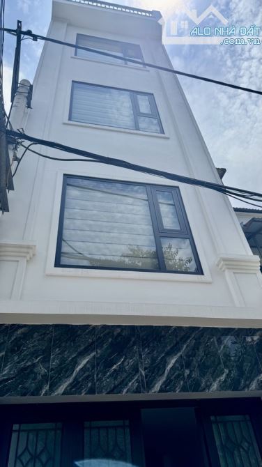 🌟 NGỌC THỤY – HÀNG HIẾM – 36M² – 5 TẦNG THANG MÁY – LÔ GÓC – Ô TÔ TRÁNH hơn 7 TY.
