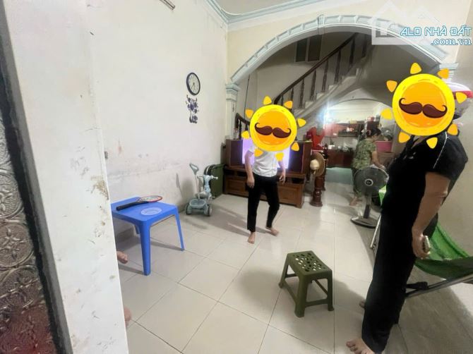 Nhà 2,5 tầng trong ngõ đường Đồng Hoà - 51,75m2 - Ngõ 3m