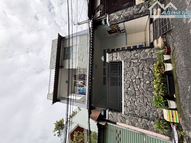 Nhà 2 Tầng Thủ Đức, 68m2, Ngõ rộng Xe Hơi Thông, SHR, Full Thổ cư . Chỉ hơn 5 tỷ