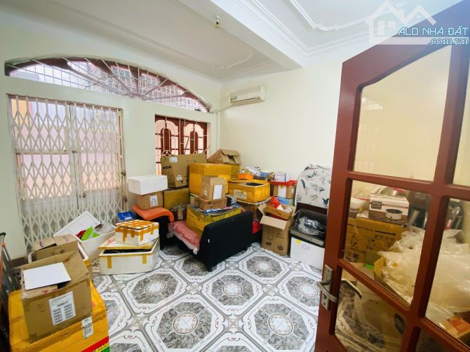 🏠 *Cho Thuê Nhà Trong Ngõ Nông Tô Hiệu*