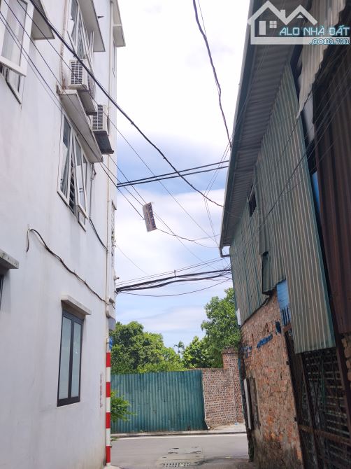 Thạch Cầu - Tư Đình: gần 40m 4Tầng 7 chỗ vào ngay CV, cầu Trần Hưng Đạo chỉ 7tỷ+ - 1