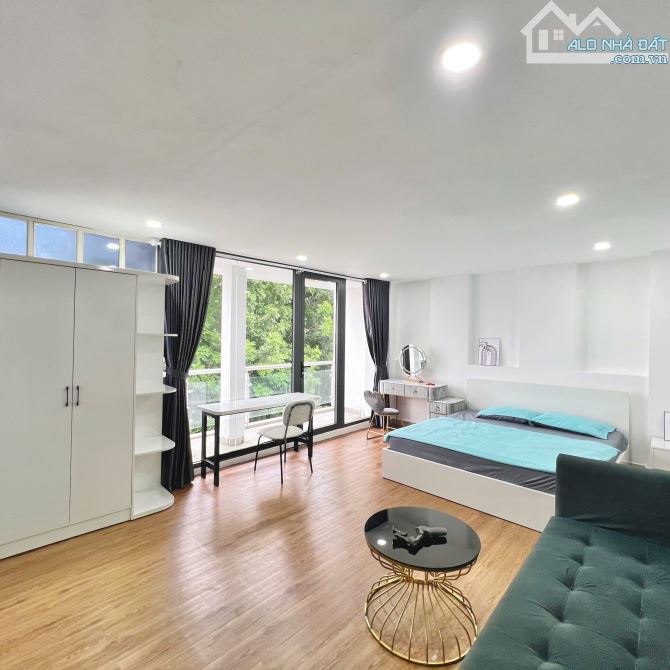 CĂN HỘ TÁCH BẾP FULL NỘI THẤT CỰC RỘNG 40M2 NGAY SÁT QUẬN 7