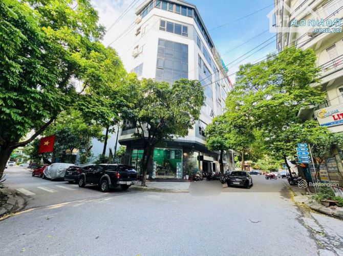 Tòa Building Ôtô tránh, View vườn hoa Phố Lê Văn Lương 96/120m, 8Tầng, MT 22m 76 Tỷ