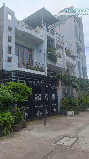 BÁN NHÀ HẺM 8M,1 SẸC,TÂN HOÀ ĐÔNG,BÌNH TÂN (5 x 18 x 2 TẦNG) 6.8 TỶ TL
