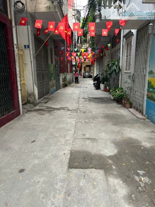 Nhỉnh 9 Tỷ - Lê Trọng Tấn, Thanh Xuân - Oto - Gần Phố - Dân Xây - 38m, 5 Tầng