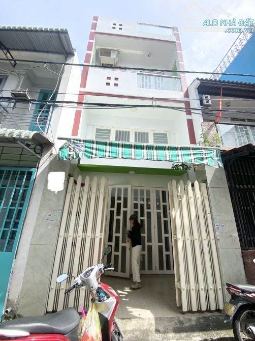 LÊ VĂN QUỚI,4x9,4TẦNG BTCT,HXH 7M, BÌNH TÂN GIÁP TÂN PHÚ, GẦN AEON, CHỈ 4 TỶ+