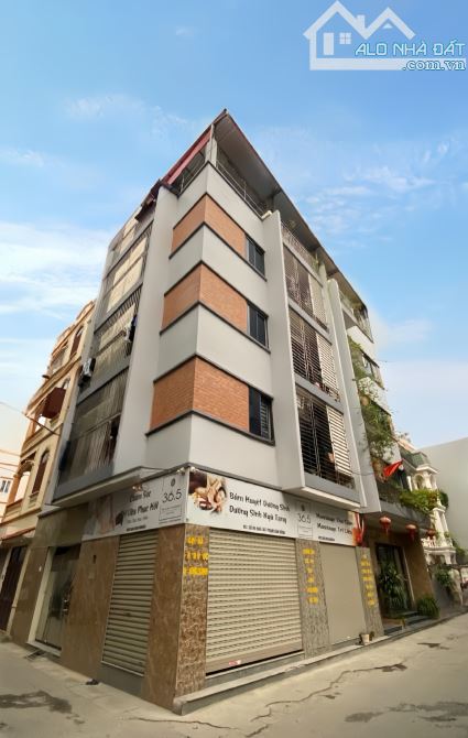 Lô góc Tây Sơn, ô tô tránh đỗ, kinh doanh, dân xây, ô tô ngủ trong nhà, 60m2 chỉ 21.5 tỷ