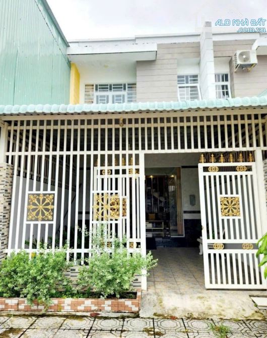 GẤP ! CHỦ BÁN NHÀ 1 LẦU Ở THỊ TRẤN CỦ CHI 5x30 ( 151m2 ) 800 TRIỆU SHR