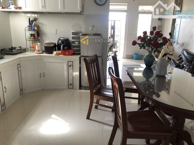 ✨ Cơ Hội Đầu Tư – Nhà 106m² Hẻm Ô Tô Kim Đồng, Giá Tốt