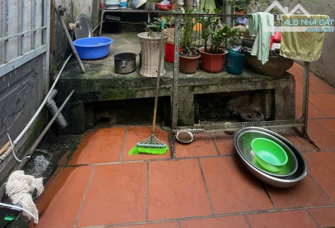 BÁN ĐẤT TẶNG NHÀ 2 TẦNG NGỌC THỤY - LONG BIÊN  HƠN 3 TỶ - GẦN Ô TÔ - TIỆN ÍCH BẠT NGÀN  Vị