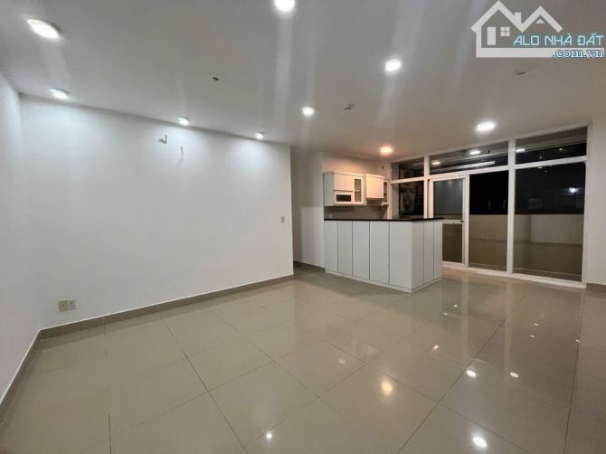Bán căn hộ Hoàng Kim Thế Gia 81m², 3PN-2WC, Mặt tiền Trương Phước Phan, SHR, chỉ hơn 3 tỷ