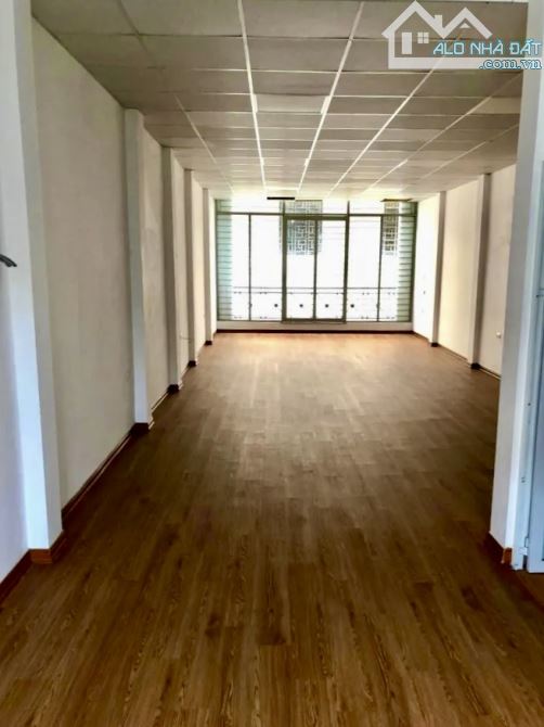 🏡 Vị Trí Số 1 Tây Sơn - 72m2 - 4 Tầng - Gara - Ô tô đỗ cửa – Ở/Kinh Doanh - Cho Thuê Tốt