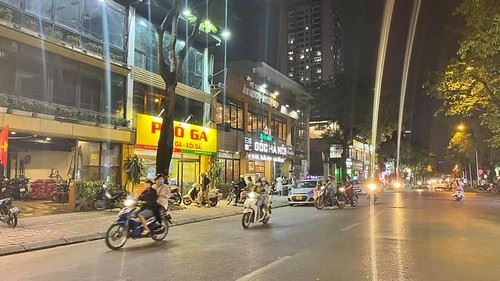 CẦU GIẤY, BUILDING 9 TẦNG, MẶT PHỐ TRẦN QUỐC VƯỢNG, DT 130m, MT 6M, Giá 86,99 tỷ