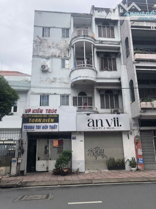 Bán Nhà MT Đào Duy Anh P9 Phú Nhuận, DT 8x15m CN 110m2 KC 3 tầng, vị trí đẹp - giá 32 tỷ