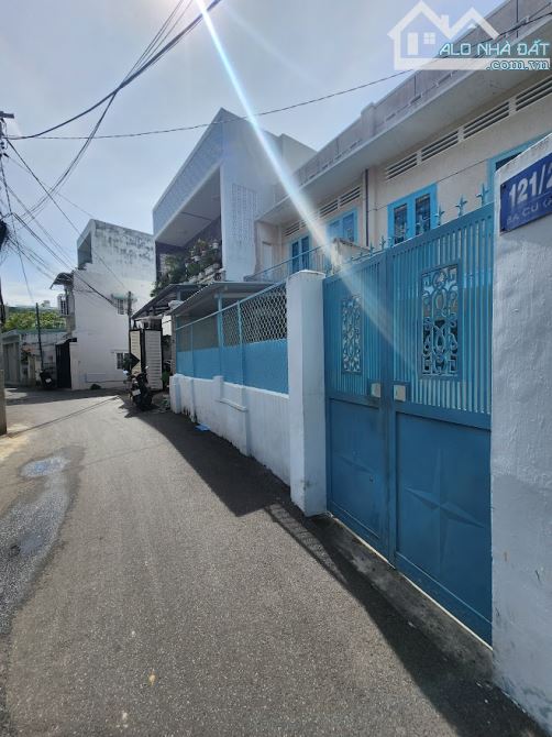 BÁN NHÀ CẤP 4 TÍNH ĐẤT - HẺM Ô TÔ 7 CHỖ - BA CU, P4, VT - GIÁ 7.4 TỶ/111M2
