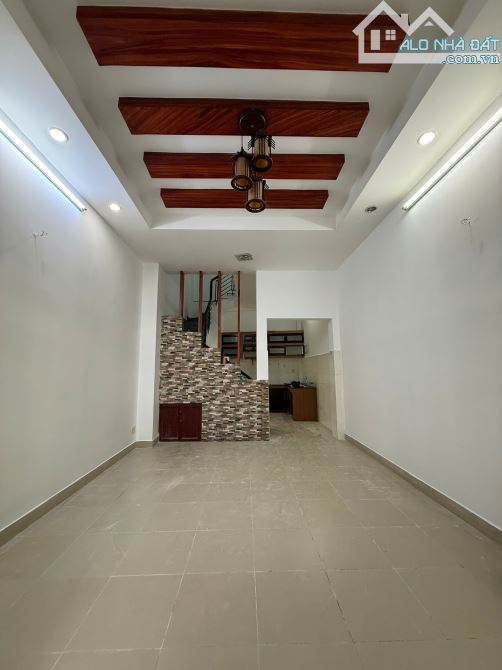 Bán nhà hẻm 4m Ni Sư Huỳnh Liên - DT 4x10m - 1 trệt 2 lầu giá chỉ 5.7 tỷ tl