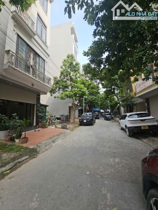 Chính chủ cần bán nhà P Lê Trọng Tấn, Hà Đông, DT 50m 7T, T.máy, ô tô, vỉa hè, giá 15 tỷ - 7