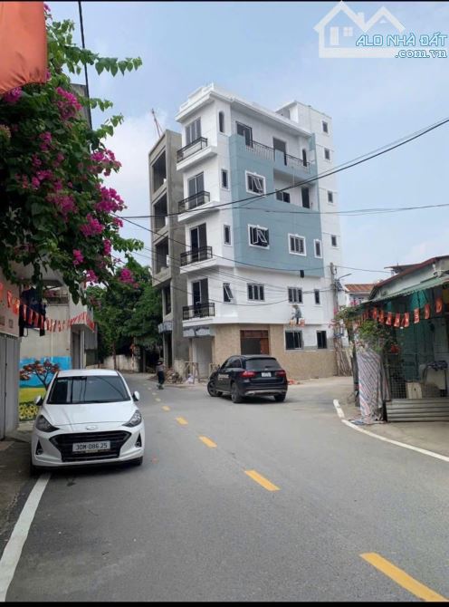 Bán nhà mặt phố Phú Diễn 5 tầng 192m2 ô tô tả tránh kinh doanh đông dân chỉ 44,x tỷ