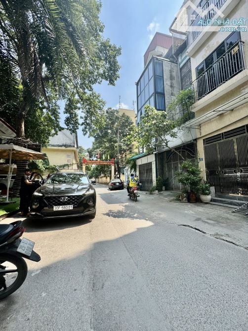 BÁN NHÀ TRẦN BÌNH, MAI DỊCH, Ô TÔ, DIỆN TÍCH 53M, 5 TẦNG, MẶT TIỀN 3.6 M, GIÁ 19,5 TỶ.