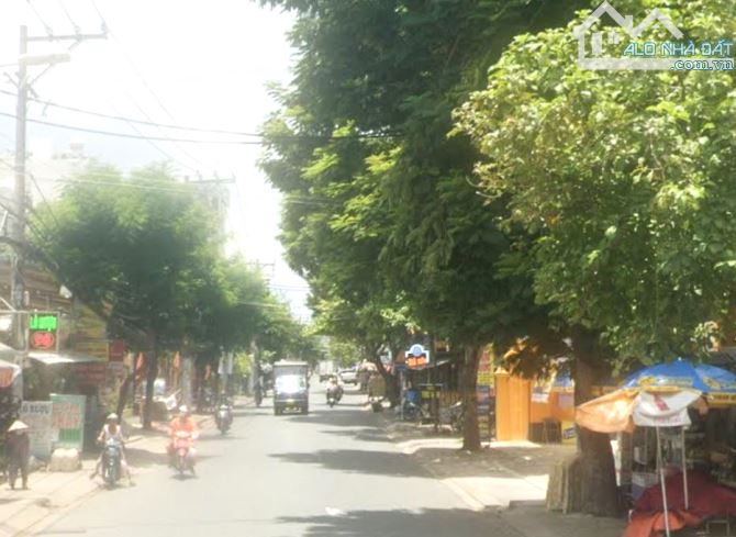 Bán Nhà Mặt Tiền-Đường Số-Linh Xuân-140m2(ngang 8m x dài 17.5m)-Nhỉnh 7 Tỷ(Thương Lượng)