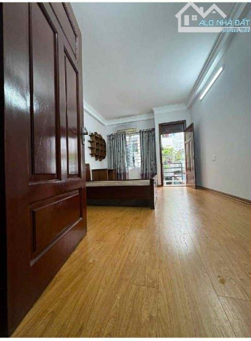 Bán nhà riêng tại Phú Đô, 6,5 tỷ, 33 m2, view đẹp, 5 tầng