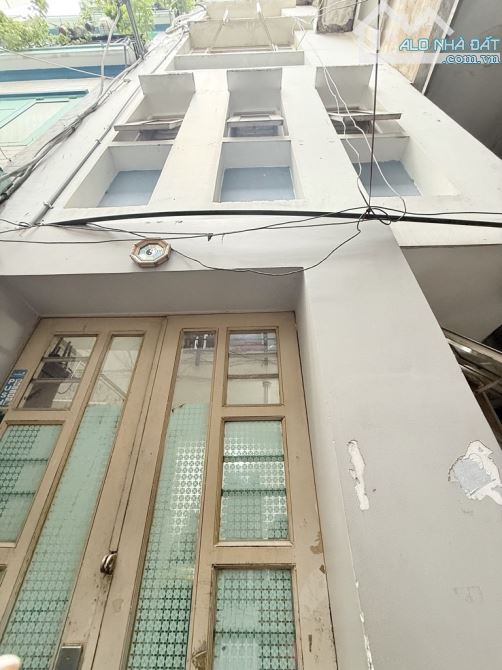 Bán nhà gần MT Bùi Viện Q1, 25m², 5 tầng BTCT, SHR – Chỉ 4.xx tỷ