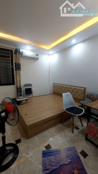 Ngõ 254 Minh Khai - 45.4m2 - mặt tiền 4.35m - 5 tầng 5ngủ ngõ tuyệt đẹp 8.5 tỷ