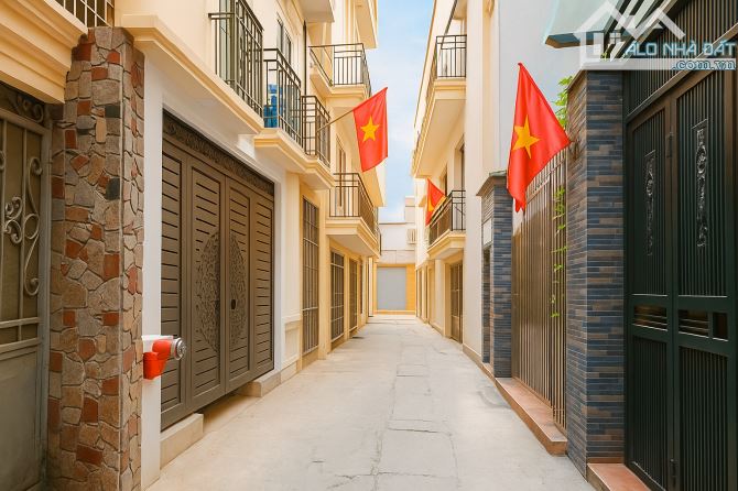 CCMN Thanh Xuân – DT 86m² – MT 5m – 8 Tầng – 24 Phòng – Giá 23 Tỷ. Thu 1.6 tỷ/năm.