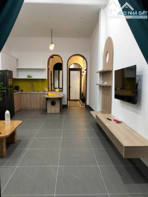 nhà mới cấp 4 đổ mê thật khu tái định cư đất lành
