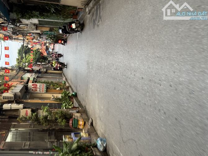 Bán nhà Phú Diễn, DT 68m2, lô góc, mặt ngõ kinh doanh, ô tô tránh nhau, vào nhà