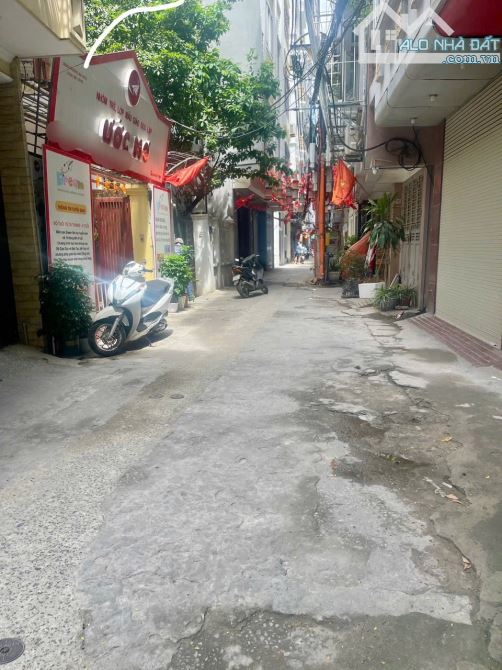 DOÃN KẾ THIỆN CẦU GIẤY, NHÀ ĐẸP Ở NGAY, DT38M x 6TẦNG FULL NỘI THẤT, NGÕ NÔNG Ô TÔ ĐỖ CỬA