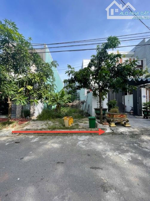 Bán đất mặt tiền đường Bàu Mạc 6, Hòa Khánh Bắc, Liên Chiểu. DT 107.5m2. Giá 4.89 tỷ