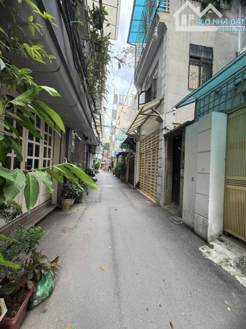 SIÊU PHẨM THANH XUÂN - LÔ GÓC - Ô TÔ VÀO NHÀ 105m x 3 T, mt 4,5m