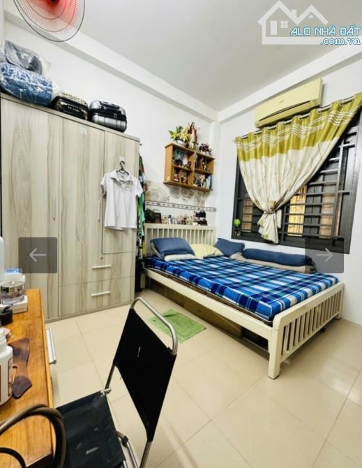 Bán Nhà Mặt Tiền Ngay Chợ Trần Văn Quang - Lạc Long Quân P10 Tân Bình 4x20  3L 6P 12 Tỷ