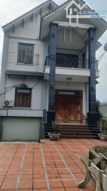 🏡 BÁN QUÁN ĂN + NHÀ MẶT TIỀN 20M -GẦN 1 SÀO- GIÁ: 22 TỈ  – AN PHƯỚC-LONG THÀNH