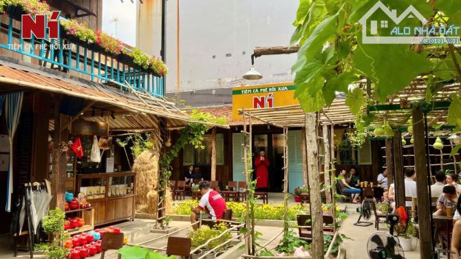 CHO THUÊ BIỆT THỰ 128 NGUYỄN ĐÌNH CHÍNH QPN, DT 9x21M NỞ HẬU 16M, TRỆT, GIÁ 90 TRIỆU