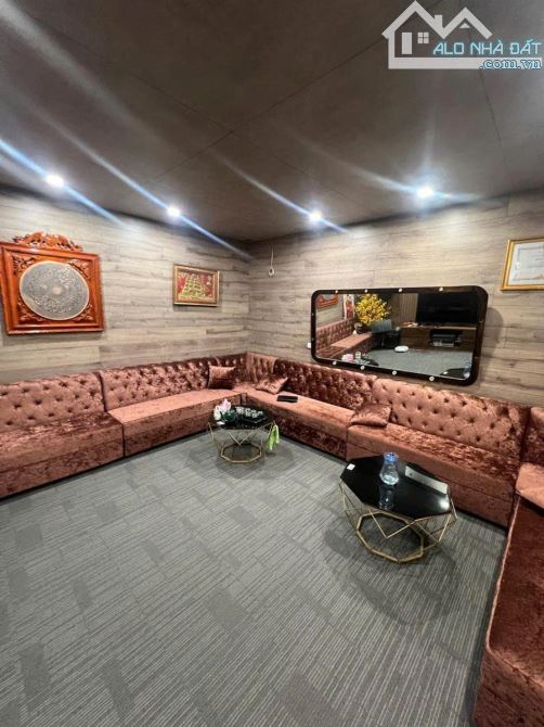 HIẾM! Bán nhà Pháo Đài Láng, Đống Đa, 68m2* 5 Tầng, Mặt tiền 5.5m, Lô góc, KD đỉnh