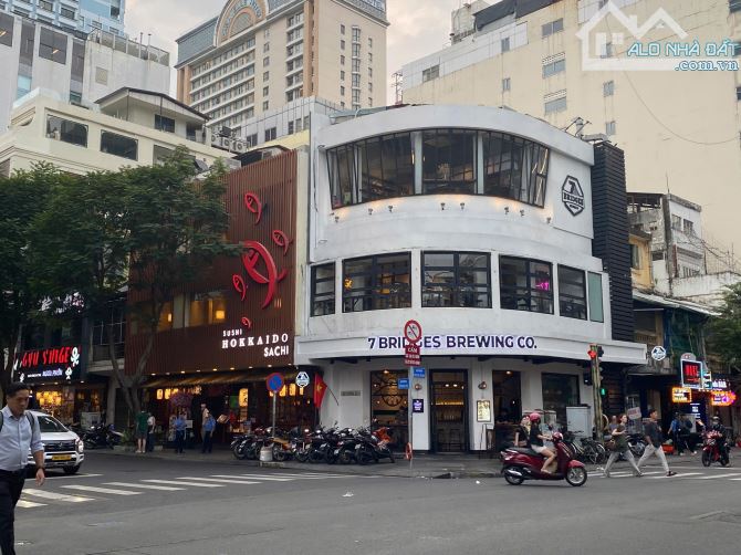 Katinat thuê 250tr/th. Bán nhà góc 2 mặt tiền Đặng Văn Bi. 9x22m (198m2) - Gần Metro. Giá