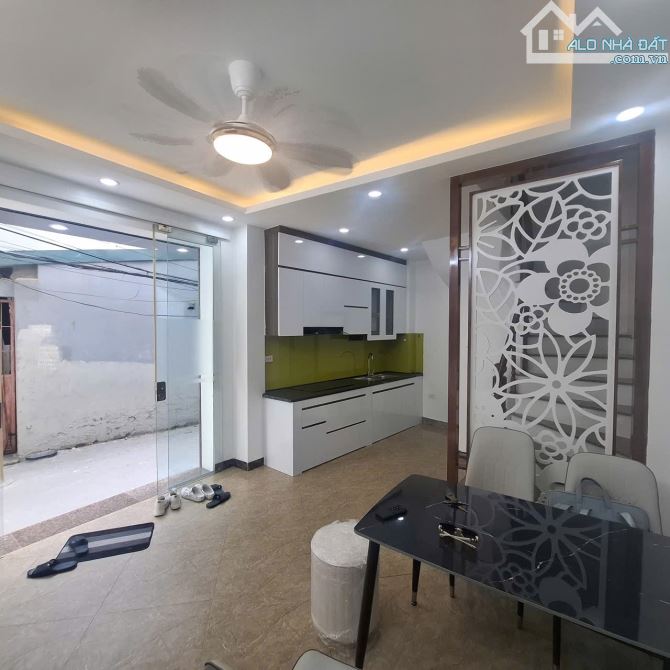 Bán Nhà Trần Thái Tông - Dịch Vọng Hậu - Nhà mới ở ngay chỉ hơn 7 tỷ