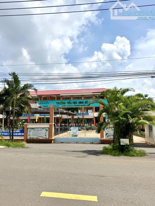 Bán 12785m2( 125x82) mặt tiền đường số 10 Bàu Trâm. 70 tỷ