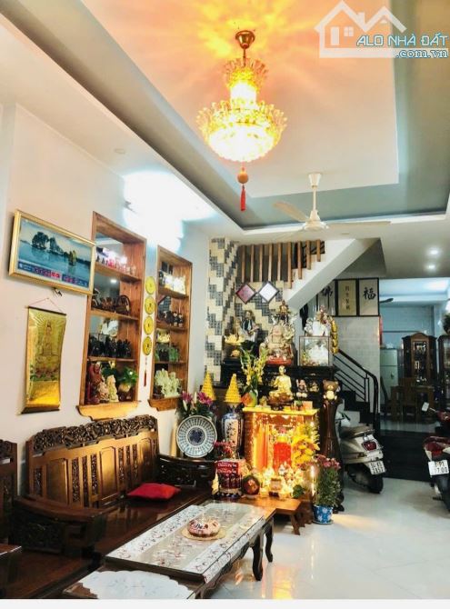 XE HƠI THÔNG! Bán Nhà 4 Tầng Cực Đẹp Lê Văn Sỹ, 45m2, 8.2 Tỷ